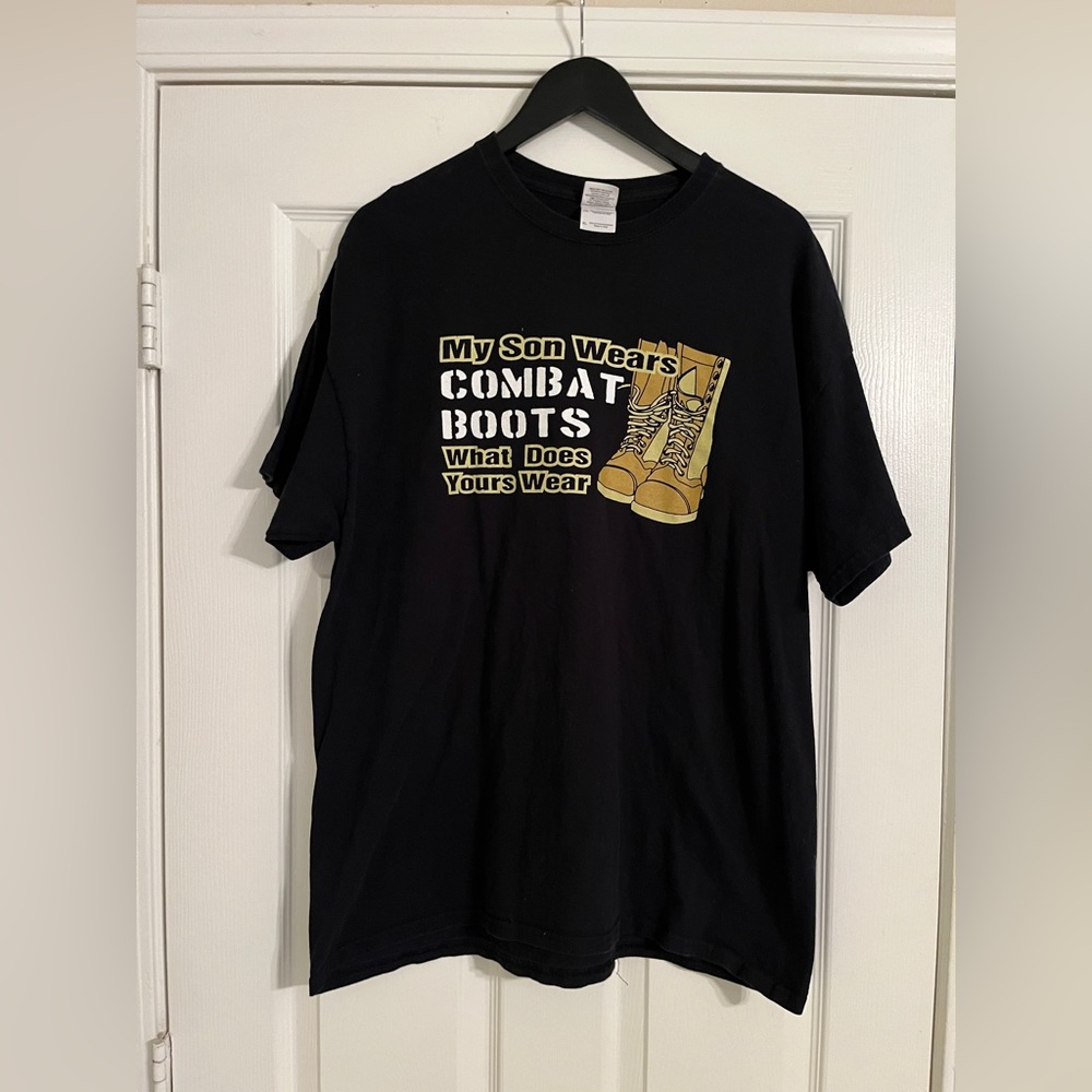 Gildan Unisex Short Sleeve T-Shirt. Black. XL. Military. Pre-Shrunk.